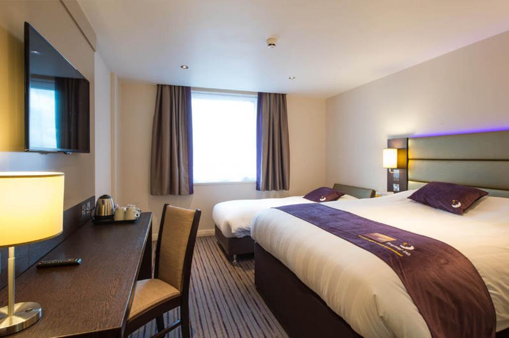 Premier Inn London Wandsworth 部屋 写真