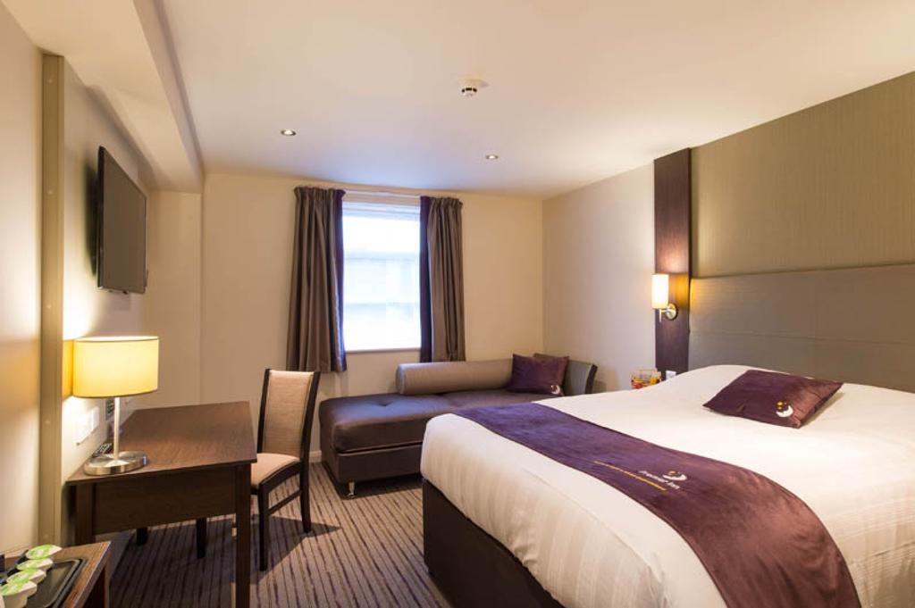 Premier Inn London Wandsworth 部屋 写真