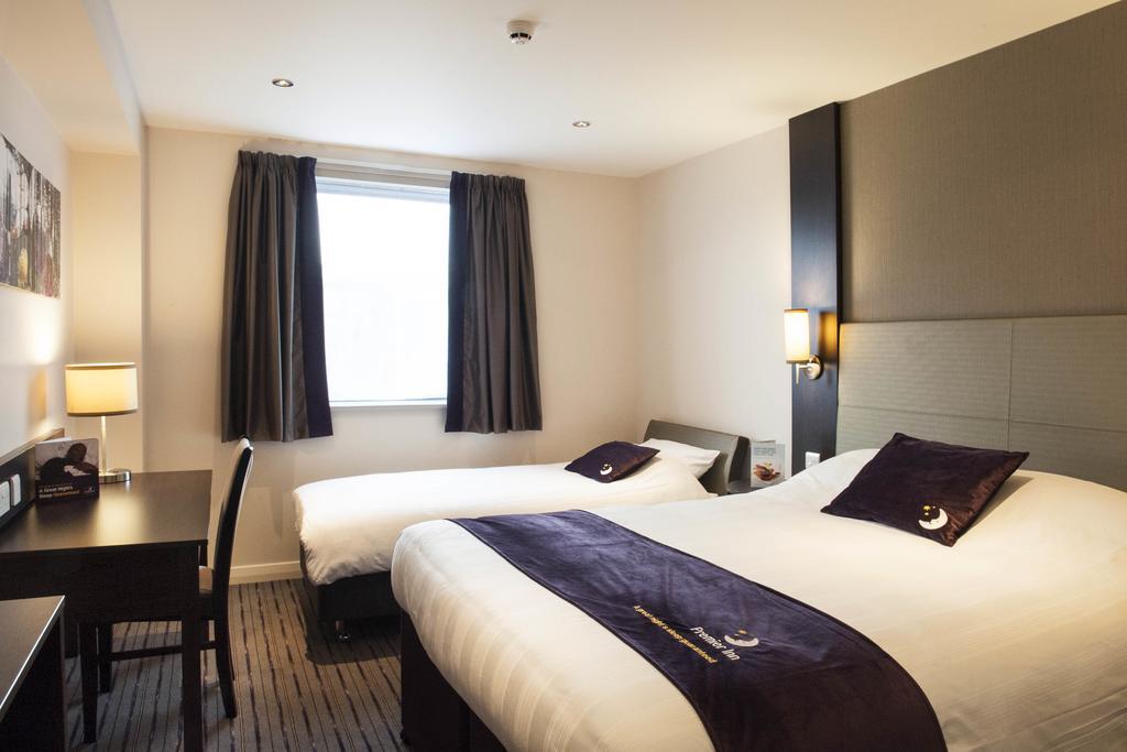 Premier Inn London Wandsworth 部屋 写真